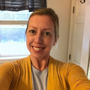 Meet your Posher, Abby